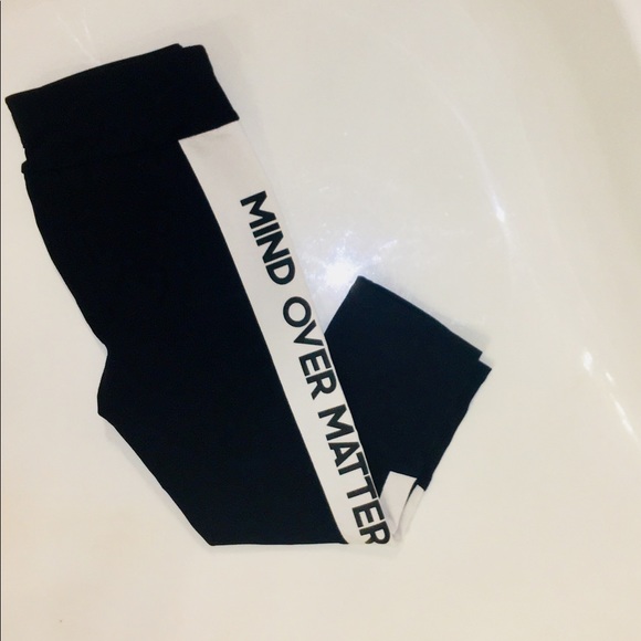 Capri workout pants - Picture 2 of 3